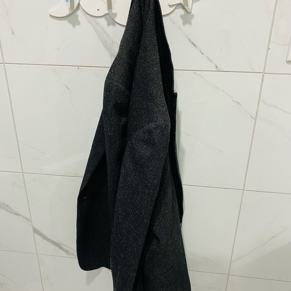 Like New Classic Guess Blazer - Picture 3 of 6